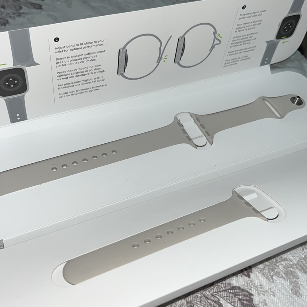 Apple watch sport band - 41 MM, Starlight